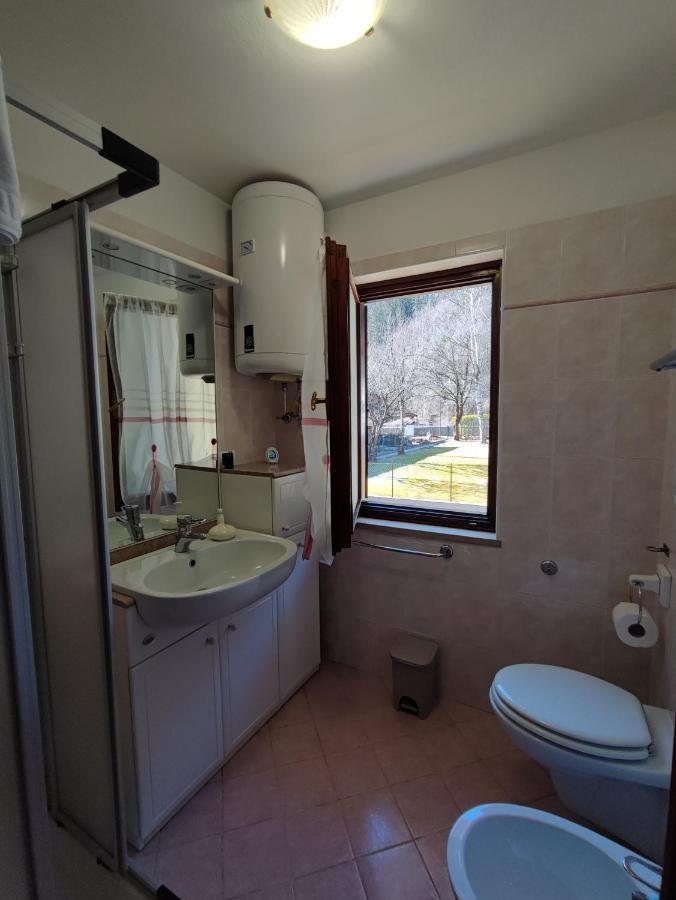 Appartamento La Casa Di Violetta Tonadico Luaran gambar